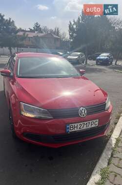 Седан Volkswagen Jetta 2013 в 