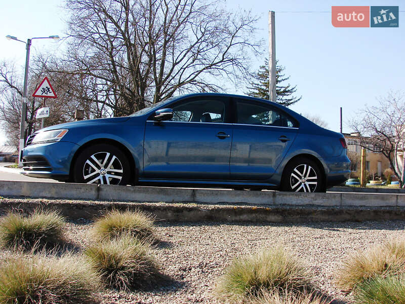 Седан Volkswagen Jetta 2016 в Одессе