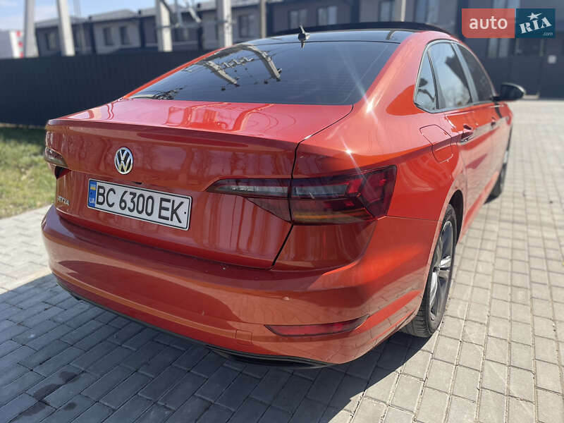 Седан Volkswagen Jetta 2018 в Львове