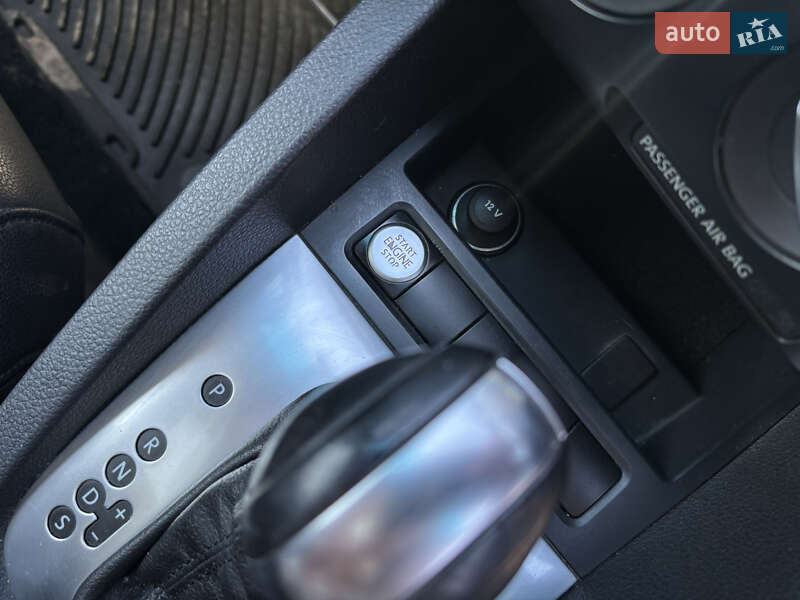 Седан Volkswagen Jetta 2014 в Львові
