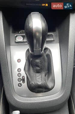 Седан Volkswagen Jetta 2014 в 