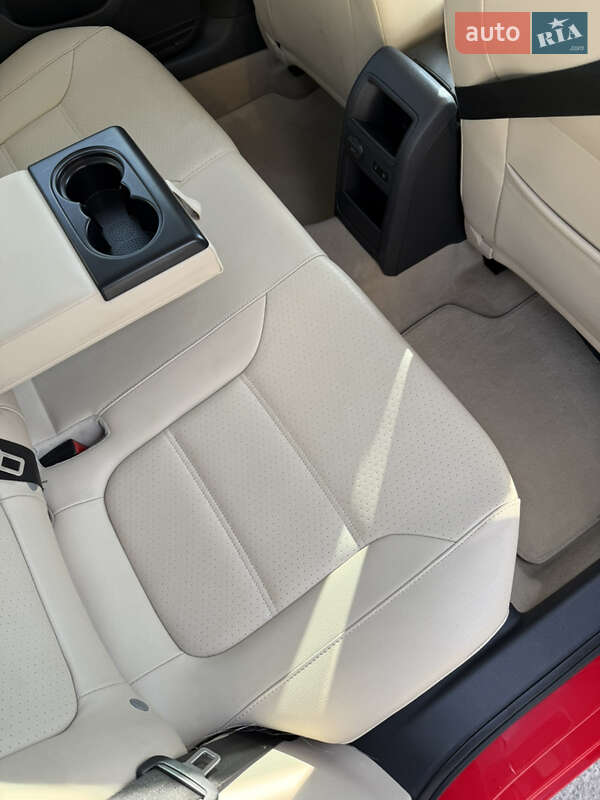 Седан Volkswagen Jetta 2013 в Харькове