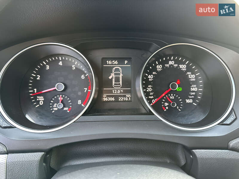Седан Volkswagen Jetta 2017 в Києві