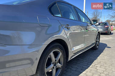 Седан Volkswagen Jetta 2016 в 