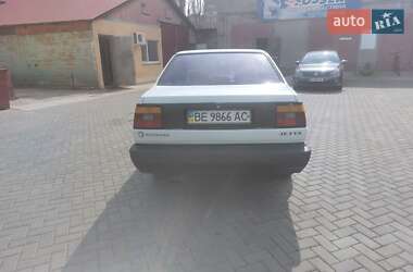 Седан Volkswagen Jetta 1986 в 