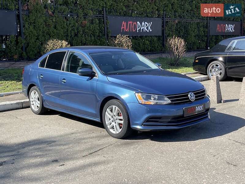 Седан Volkswagen Jetta 2017 в Києві