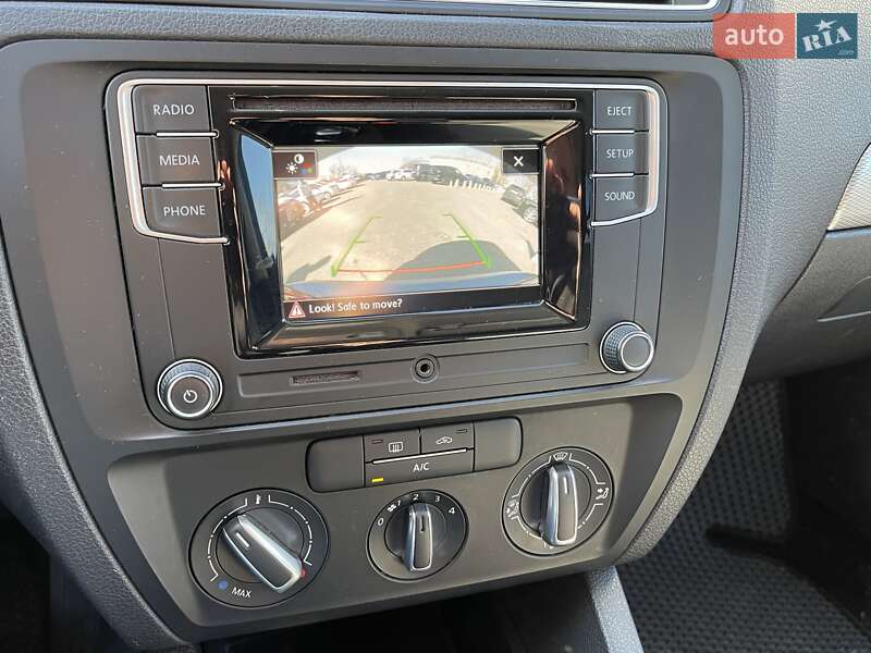 Седан Volkswagen Jetta 2017 в Києві