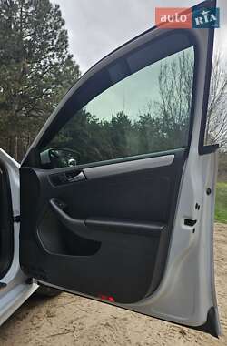 Седан Volkswagen Jetta 2017 в 