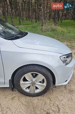 Седан Volkswagen Jetta 2017 в 