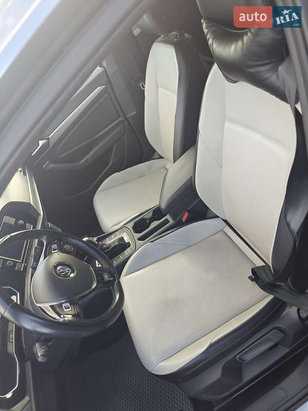 Седан Volkswagen Jetta 2018 в Василькові