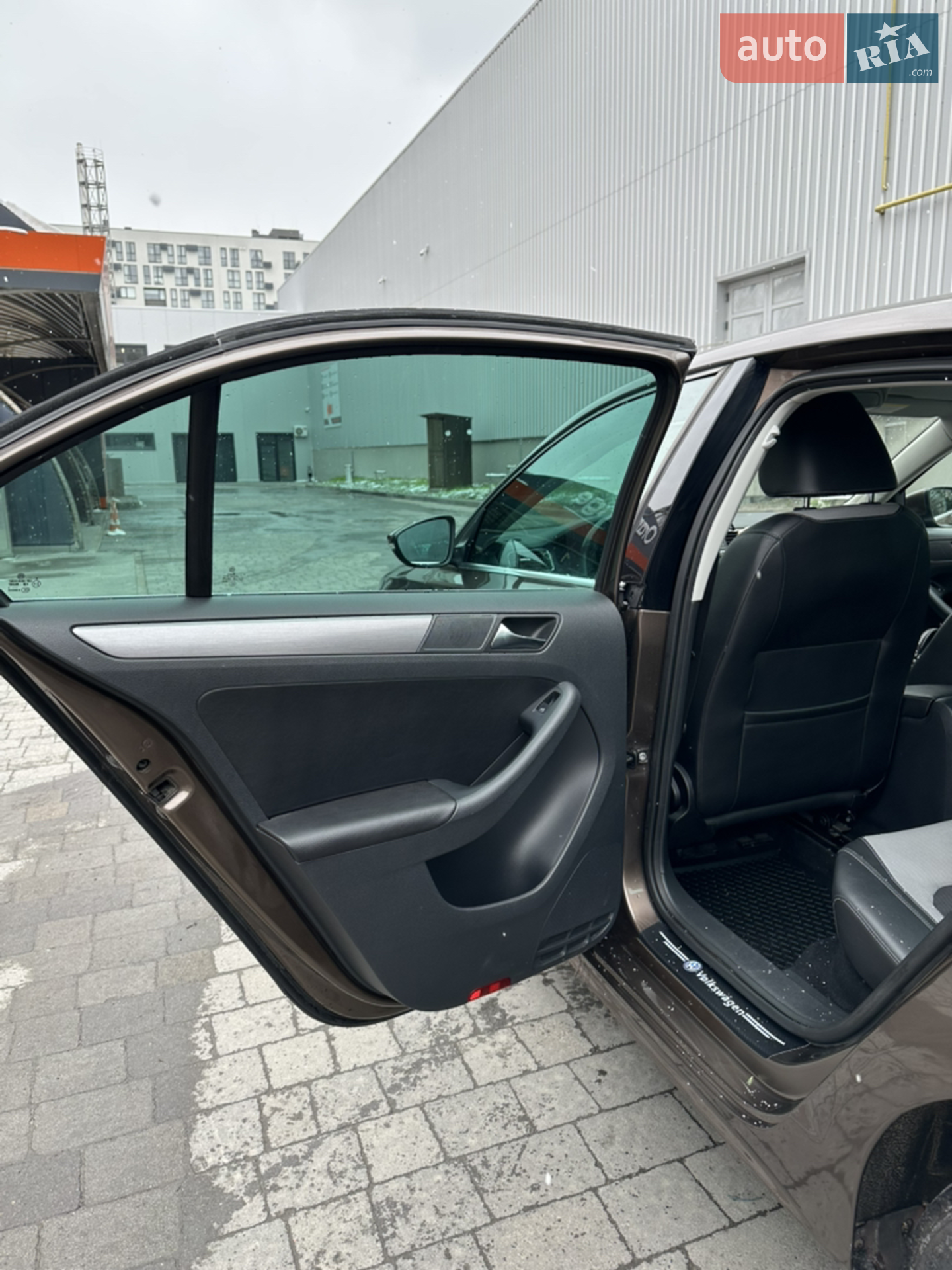2011 Volkswagen Jetta - мініатюра 21
