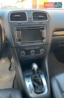 Універсал Volkswagen Jetta 2014 в 