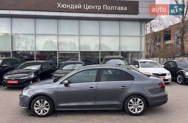 Седан Volkswagen Jetta 2016 в 