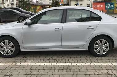 Седан Volkswagen Jetta 2017 в 