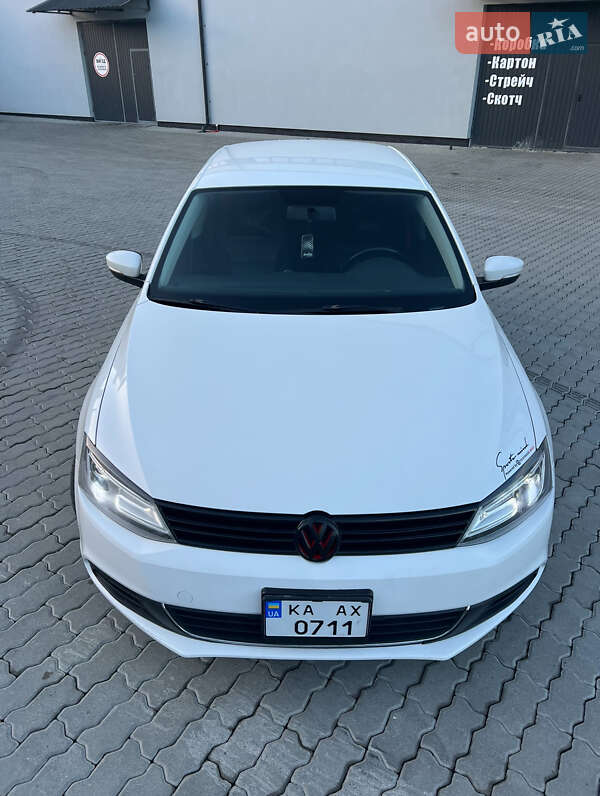 Седан Volkswagen Jetta 2013 в Трускавці