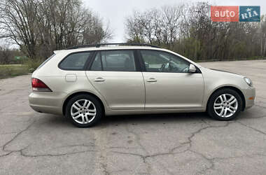 Универсал Volkswagen Jetta 2013 в 