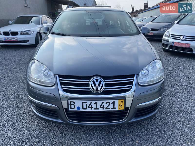Седан Volkswagen Jetta 2007 в Староконстантинове