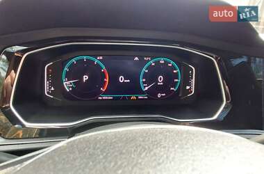 Седан Volkswagen Jetta 2018 в 