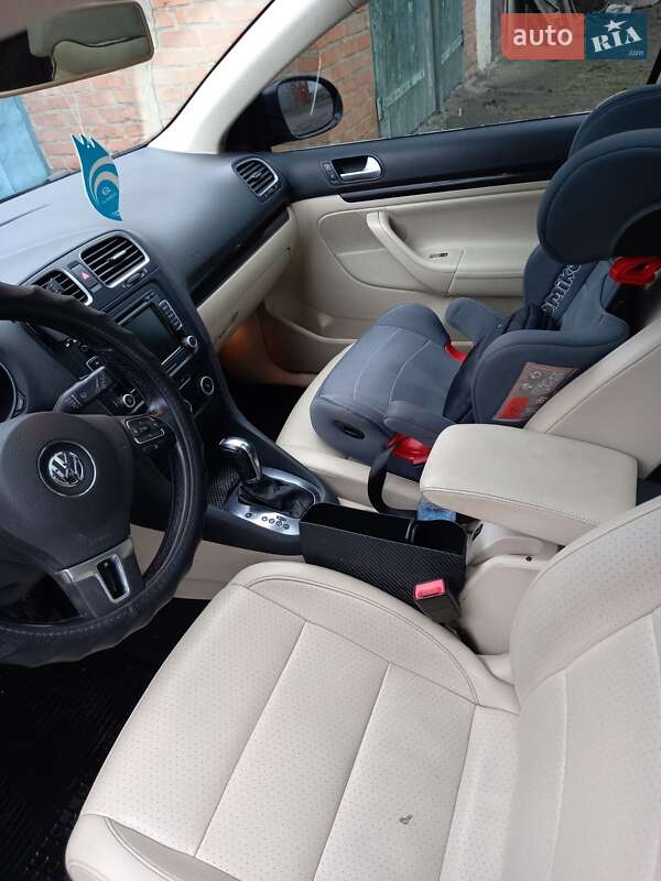 Универсал Volkswagen Jetta 2013 в Киеве
