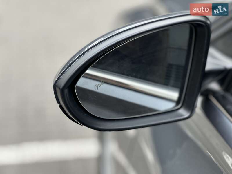 Седан Volkswagen Jetta 2019 в Києві