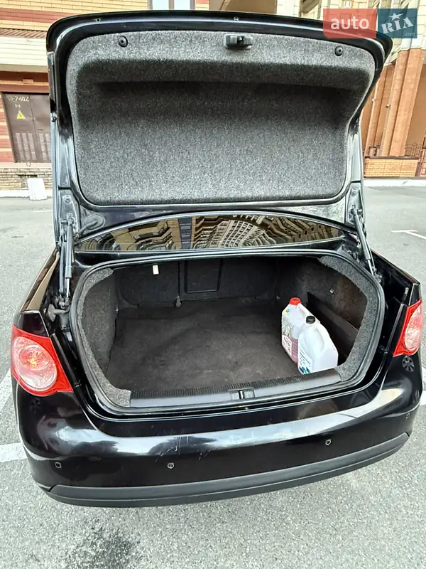 Volkswagen Jetta 2005