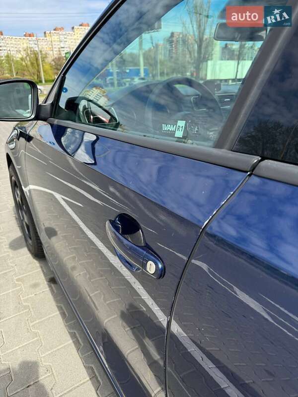 Седан Volkswagen Jetta 2014 в Киеве
