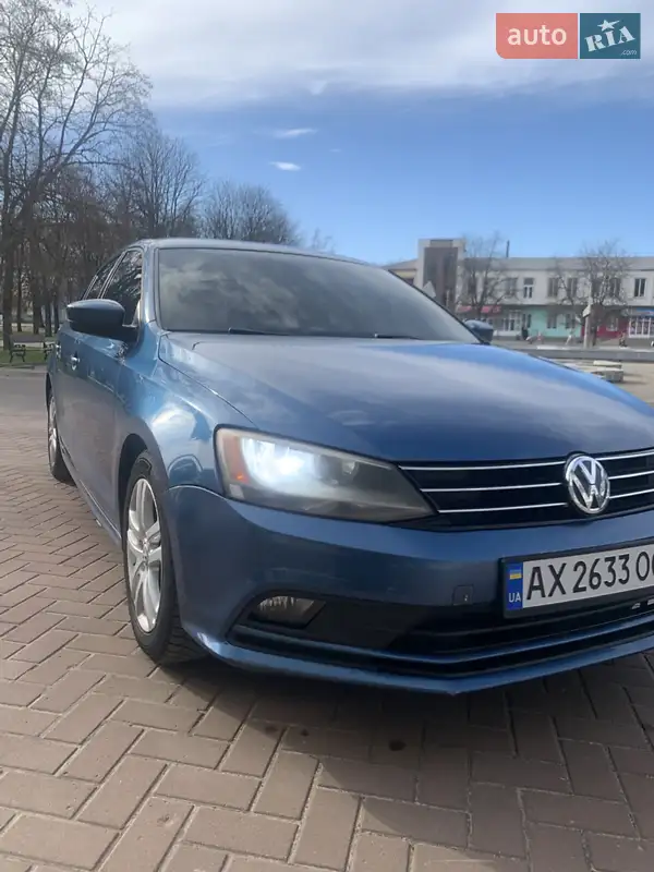 Седан Volkswagen Jetta 2014 в 