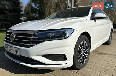 Седан Volkswagen Jetta 2021 в 
