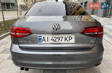 Седан Volkswagen Jetta 2014 в 
