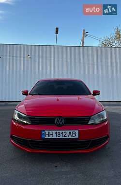 Седан Volkswagen Jetta 2012 в 