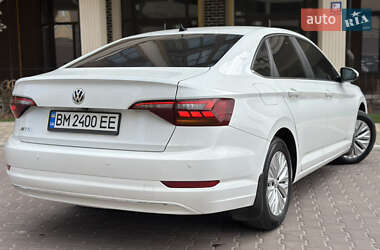 Седан Volkswagen Jetta 2019 в 