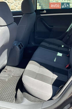Седан Volkswagen Jetta 2008 в 