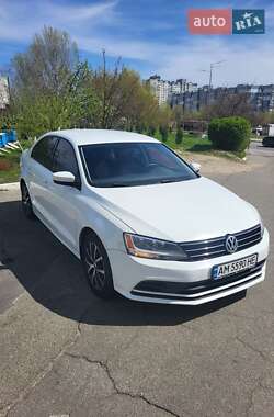 Седан Volkswagen Jetta 2016 в 
