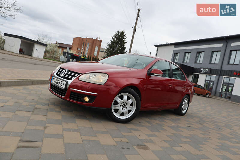 Седан Volkswagen Jetta 2006 в 