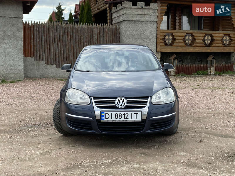 Седан Volkswagen Jetta 2007 в Самборе