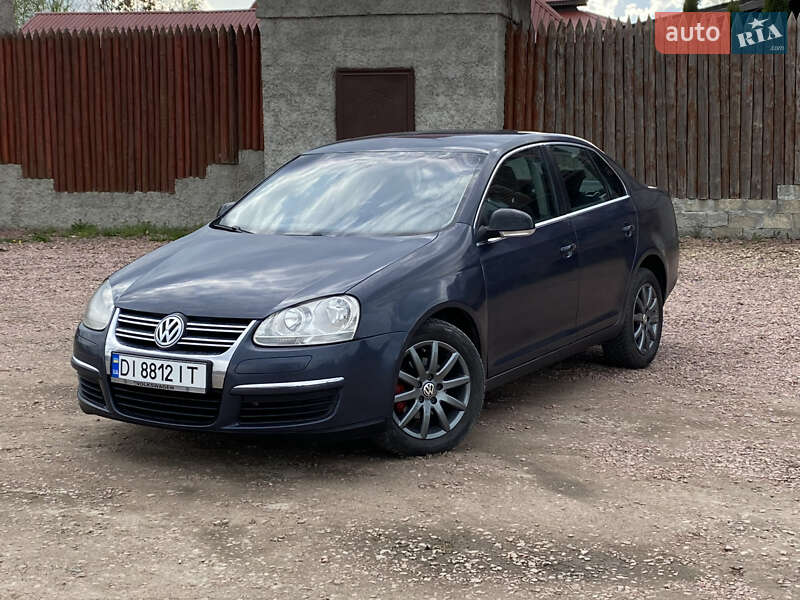 Седан Volkswagen Jetta 2007 в Самборе
