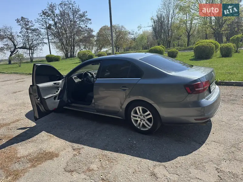 Volkswagen Jetta