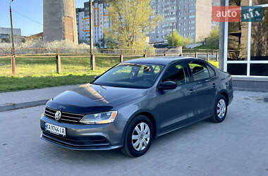 Седан Volkswagen Jetta 2014 в 