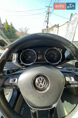 Седан Volkswagen Jetta 2015 в 