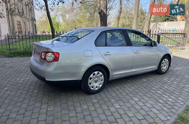Седан Volkswagen Jetta 2006 в 