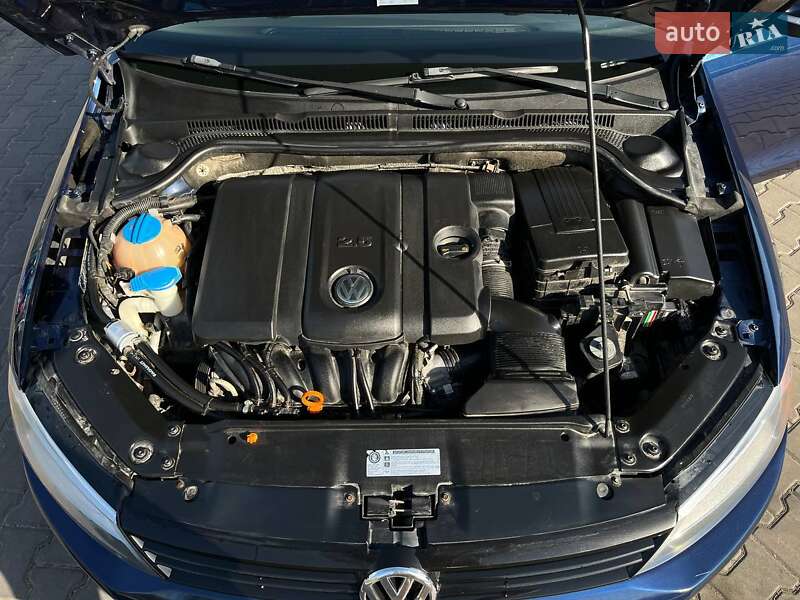 Седан Volkswagen Jetta 2010 в Киеве