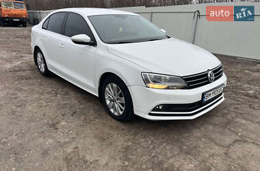 Седан Volkswagen Jetta 2016 в 