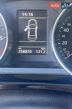 Седан Volkswagen Jetta 2016 в 