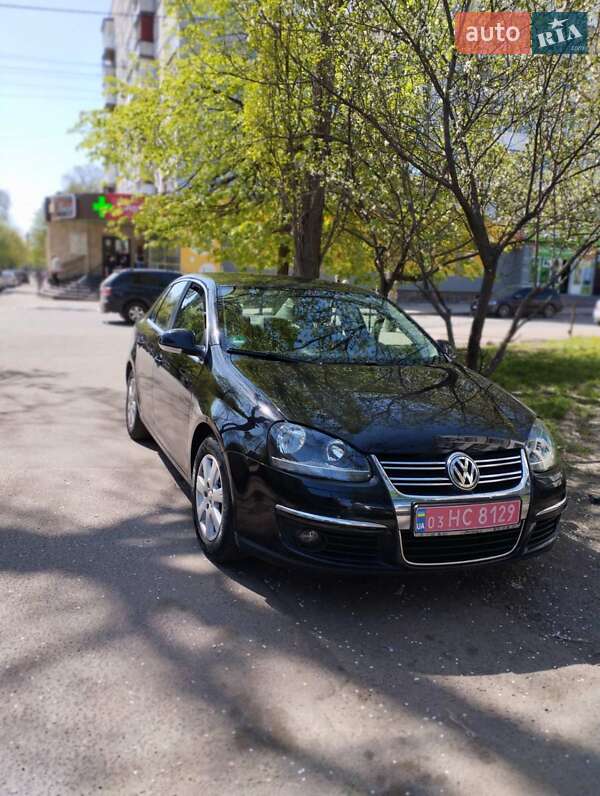 Седан Volkswagen Jetta 2007 в 