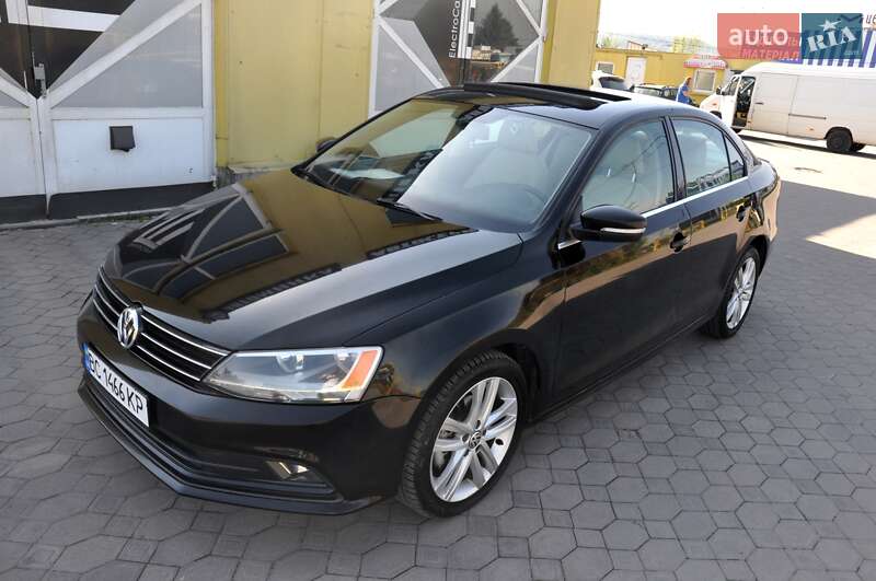 Седан Volkswagen Jetta 2015 в Львові