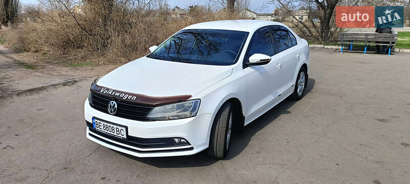 Седан Volkswagen Jetta 2016 в Дніпрі