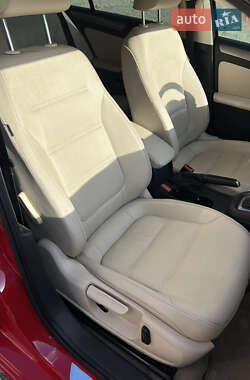 Седан Volkswagen Jetta 2013 в 