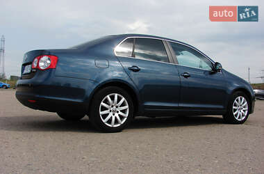 Седан Volkswagen Jetta 2006 в Одессе