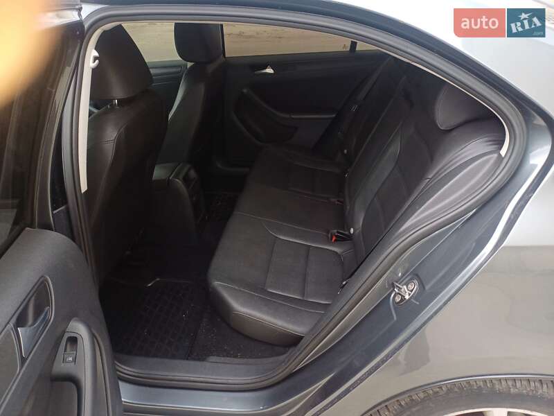 Седан Volkswagen Jetta 2012 в Києві фото 3 Седан Volkswagen Jetta 2012 в Києві