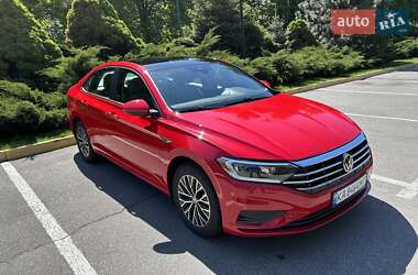 Седан Volkswagen Jetta 2018 в Киеве